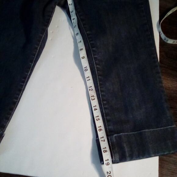 Levi 565 Capri Jeans Size 2/26 - Picture 6 of 7